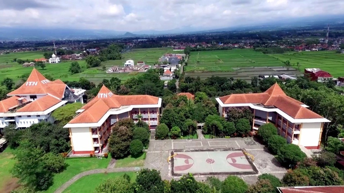 Dekat Institute Negeri Malang